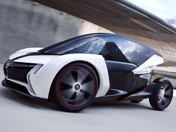 Cette petite citadine �lectrique deux places � l'allure d�contract�e devrait rivaliser avec la Volkswagen Nils, la Renault Twizy ou encore l'Audi Urban.