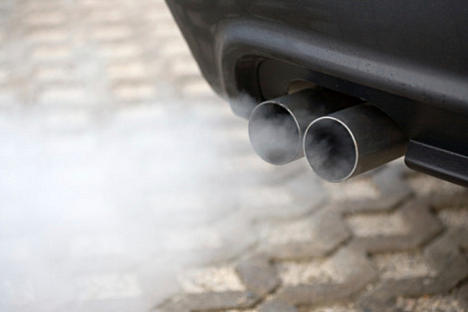 Fix�e via la loi de finances 2013, la nouvelle grille tarifaire du malus automobile s'appliquera � partir de 136 g/km de CO2. D�sormais, les v�hicules les plus polluants seront tax�s en 2013 � hauteur de 6000 euros, soit pr�s du double du montant adopt� pour le bar�me 2012.