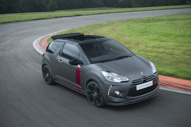 nouvelle-ds3-cabrio-racing.jpg